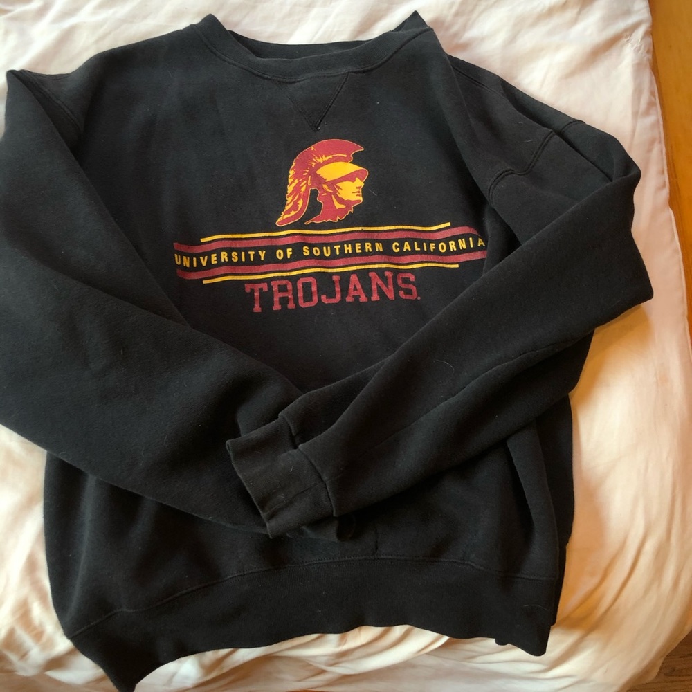 College pull over